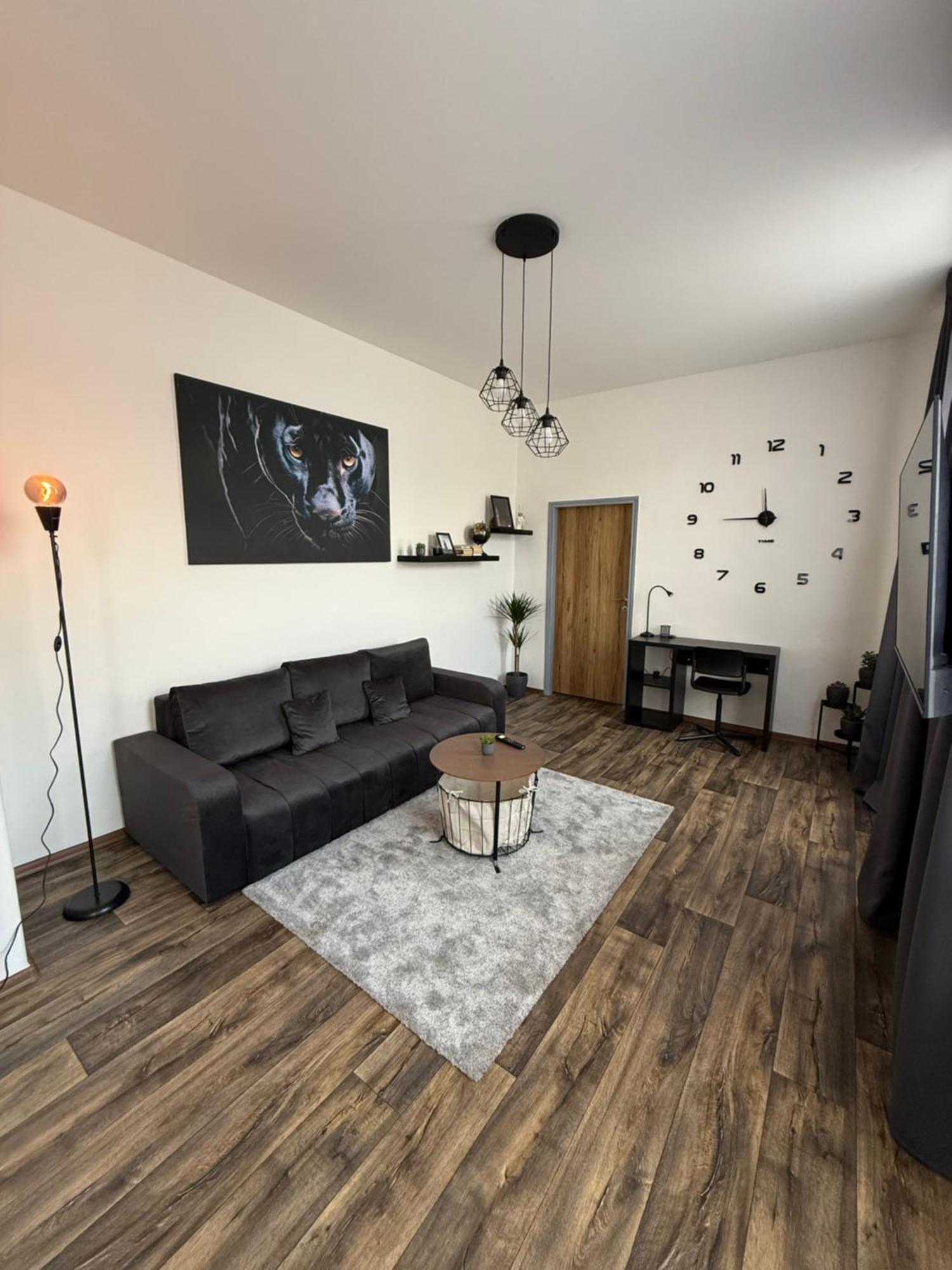 Apartman 파르두비체 외부 사진